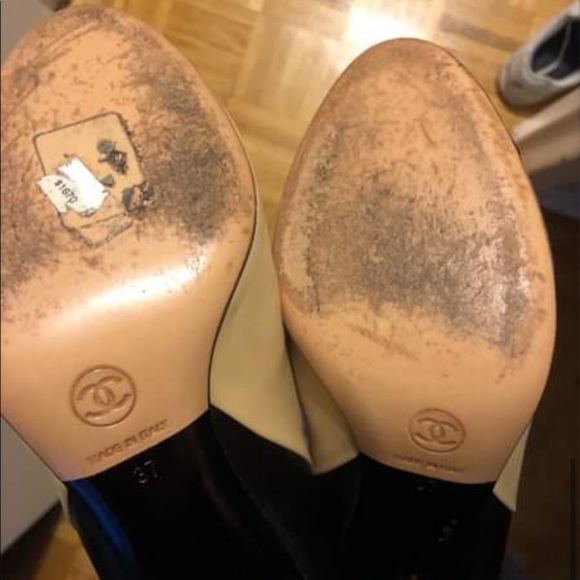 Chanelcalf  leather two tone boots size 7 - Picture 4 of 4
